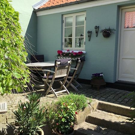 Baghuset Apartment Ebeltoft Bagian luar foto