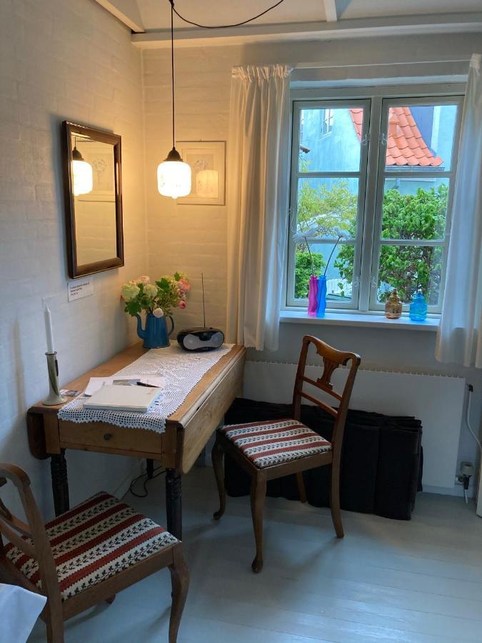 Baghuset Apartment Ebeltoft Bagian luar foto