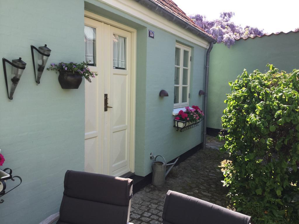 Baghuset Apartment Ebeltoft Bagian luar foto